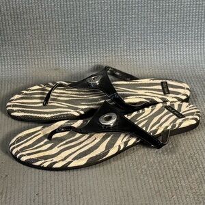 Cole Haan Women’s Flip Flops Thong Tabitha Flats Shoes Zebra Black Size 6